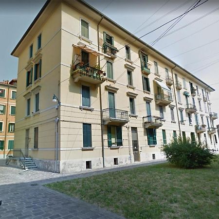 Ca' Santa Marta Apartment Венеция Экстерьер фото