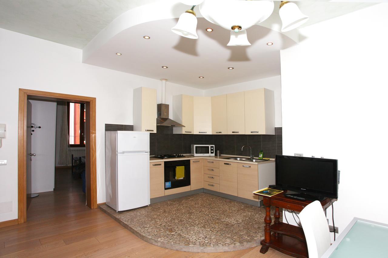 Ca' Santa Marta Apartment Венеция Экстерьер фото